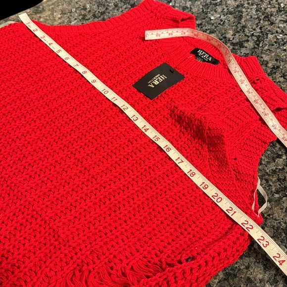 Hera collection red distressed acrylic crochet sleeveless sweater NWT M/L - Picture 7 of 9